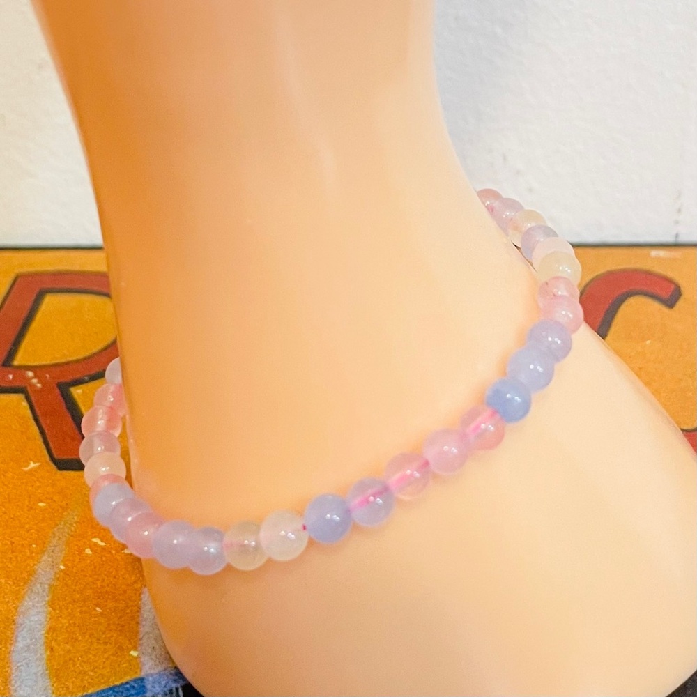 Handmade Morganite Jade Beaded Stretch Bracelet 4mm Stackable Pastel NIB Unisex - Picture 5 of 7